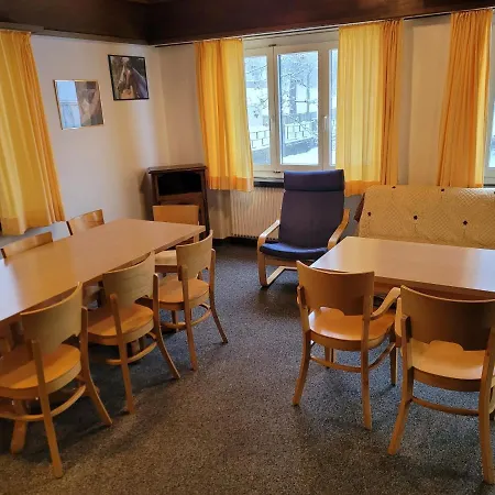 Apartment Schloessli *