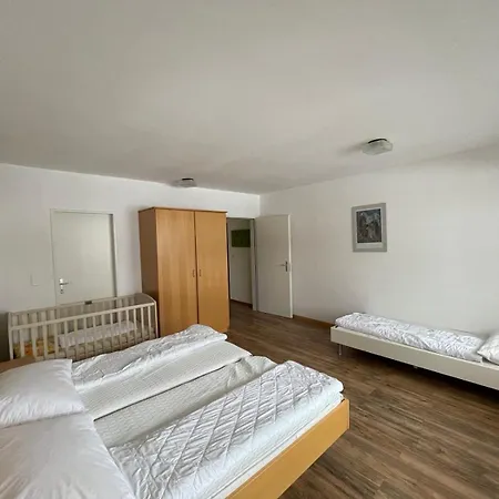 Apartment Schloessli *