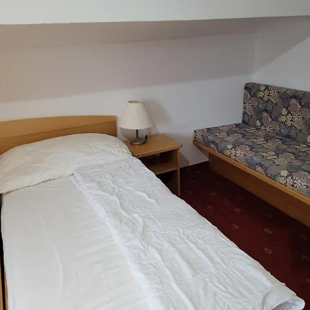 Schloessli Apartment *