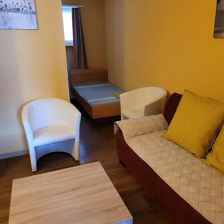 Schloessli Apartment *